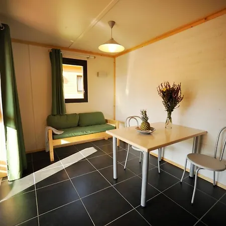 Ulvf Le Domaine De Pelvezy Hotel Saint-Genies