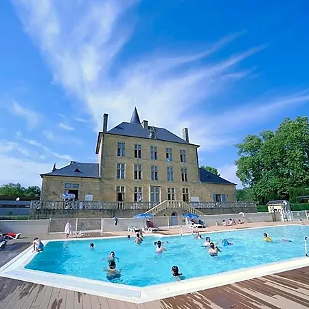 Hotel Ulvf Le Domaine De Pelvezy Saint-Genies